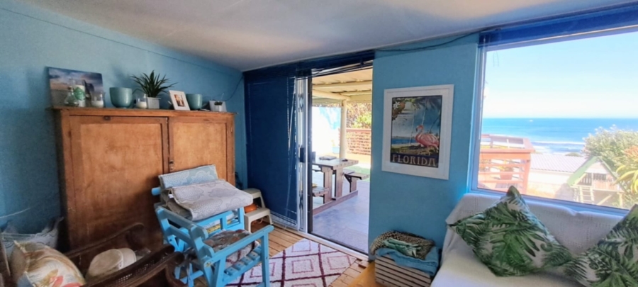 4 Bedroom Property for Sale in Perlemoenbaai Western Cape